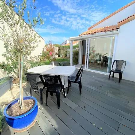 Holiday home Charmante Maisonnette Avec Jardin, Proche Et Commodites, Sur - Fr-1-22-340 La Tranche-sur-Mer